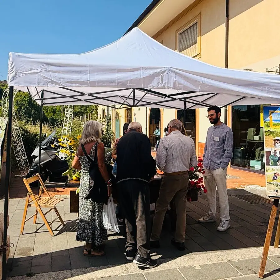 Torna a Vibo il “Caffè Alzheimer tra passato e presente”: l’associazione La Goccia promuove momenti d’incontro e condivisione\n