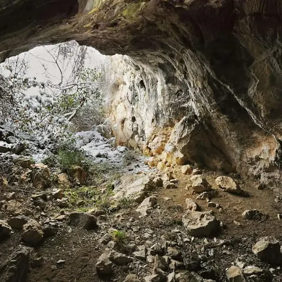 Un tesoro sotto terra: a San Lorenzo Bellizzi un convegno e una mostra sulle grotte preistoriche\n