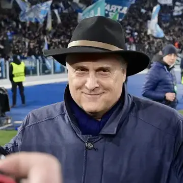 Reggina, clamorosa svolta nella cessione societaria: accelerata con la cordata di Claudio Lotito\n