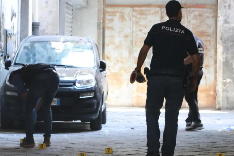 Disabile gambizzato a Napoli per un like sui social, fermato un giovane