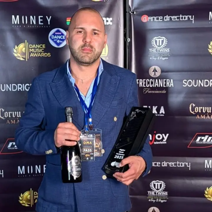 Diego Fuoco trionfa ai Dance Music Awards: è il miglior Music Performer d’Italia\n