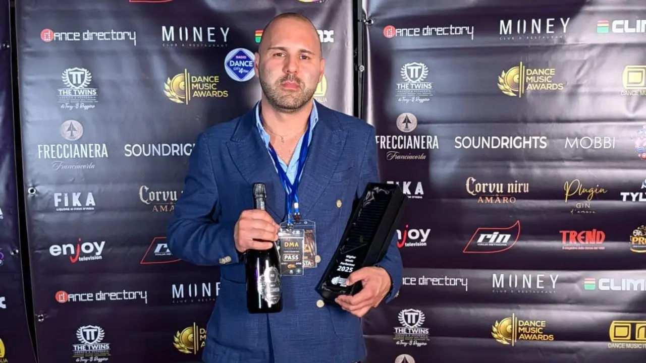 Diego Fuoco trionfa ai Dance Music Awards: è il miglior Music Performer d’Italia\n