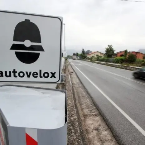 <p>Arriva il decreto autovelox con le norme per l’omologazione, stop al caos sulle multe</p>
