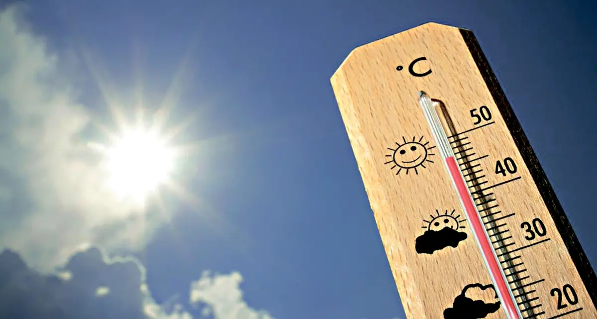 L’estate entra nel vivo: caldo in aumento fino a giovedì con picchi fino a 36 gradi, poi atteso un graduale calo delle temperature\n