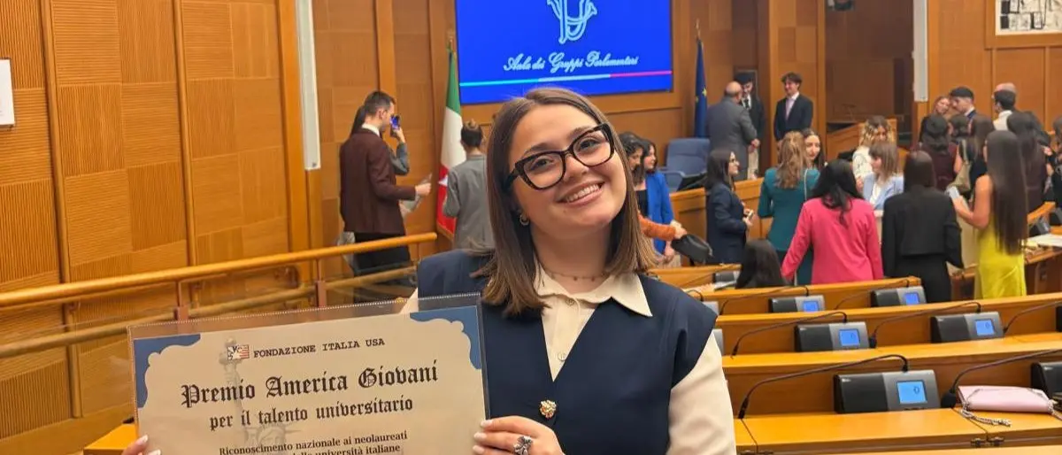 Aurora Guidelli premiata alla Camera con il Premio America Giovani\n