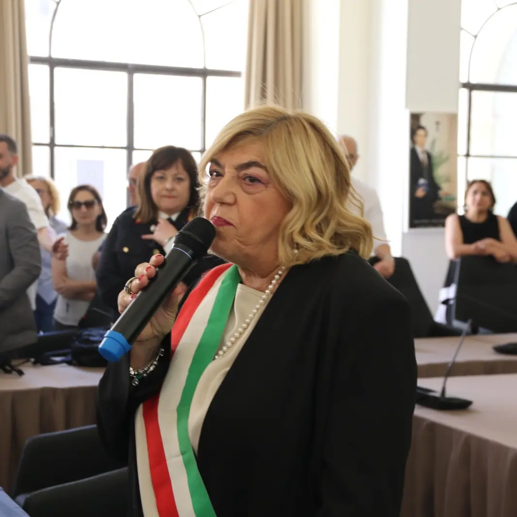 Anna De Gaio proclamata\u00A0Sindaca: «Sarò la sindaca di tutti i castrovillaresi»\n