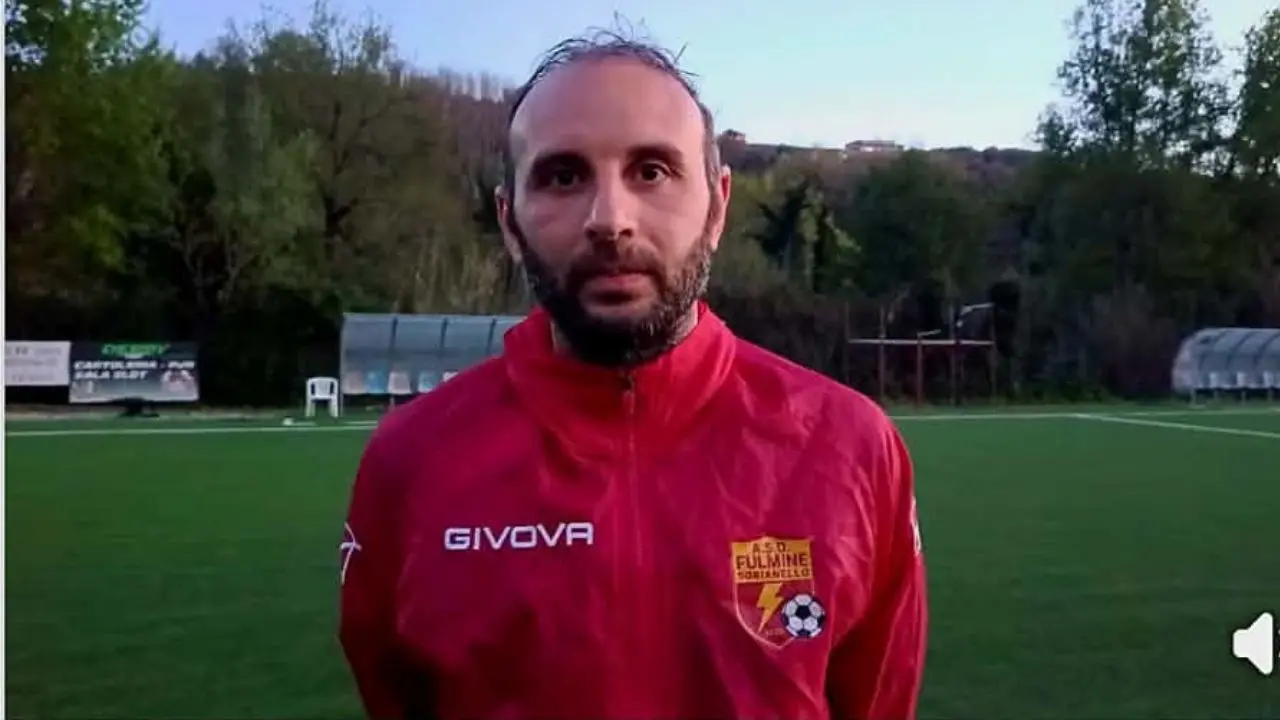 Dilettanti, bomber Enzo Nesci blocca la clessidra del tempo: ufficiale il rinnovo con la Fulmine Sorianello\n