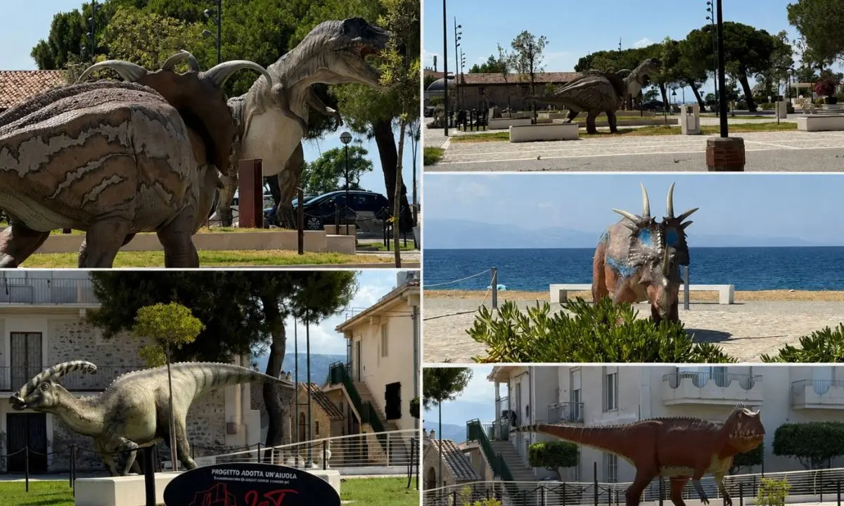 Dinosauri comparsi all’alba sul lungomare: sorpresa a Sant’Angelo\n
