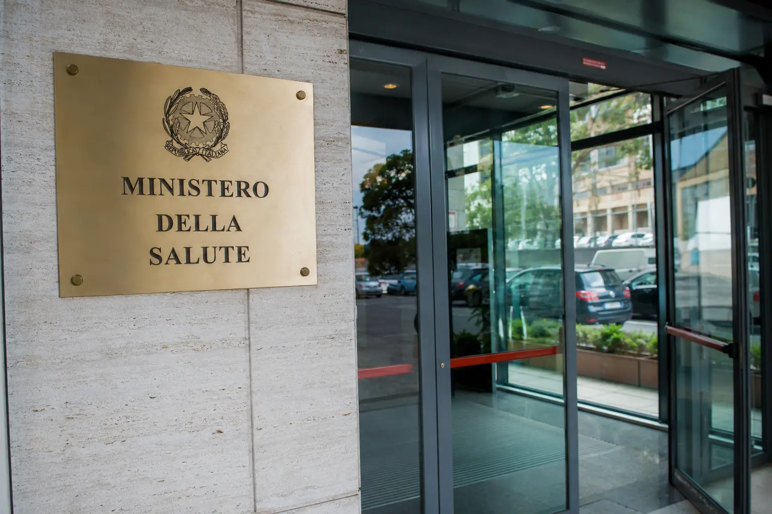 Medici di famiglia, verso il ritiro della riforma sulle Case di Comunità: si punta a un accordo con le Regioni\n