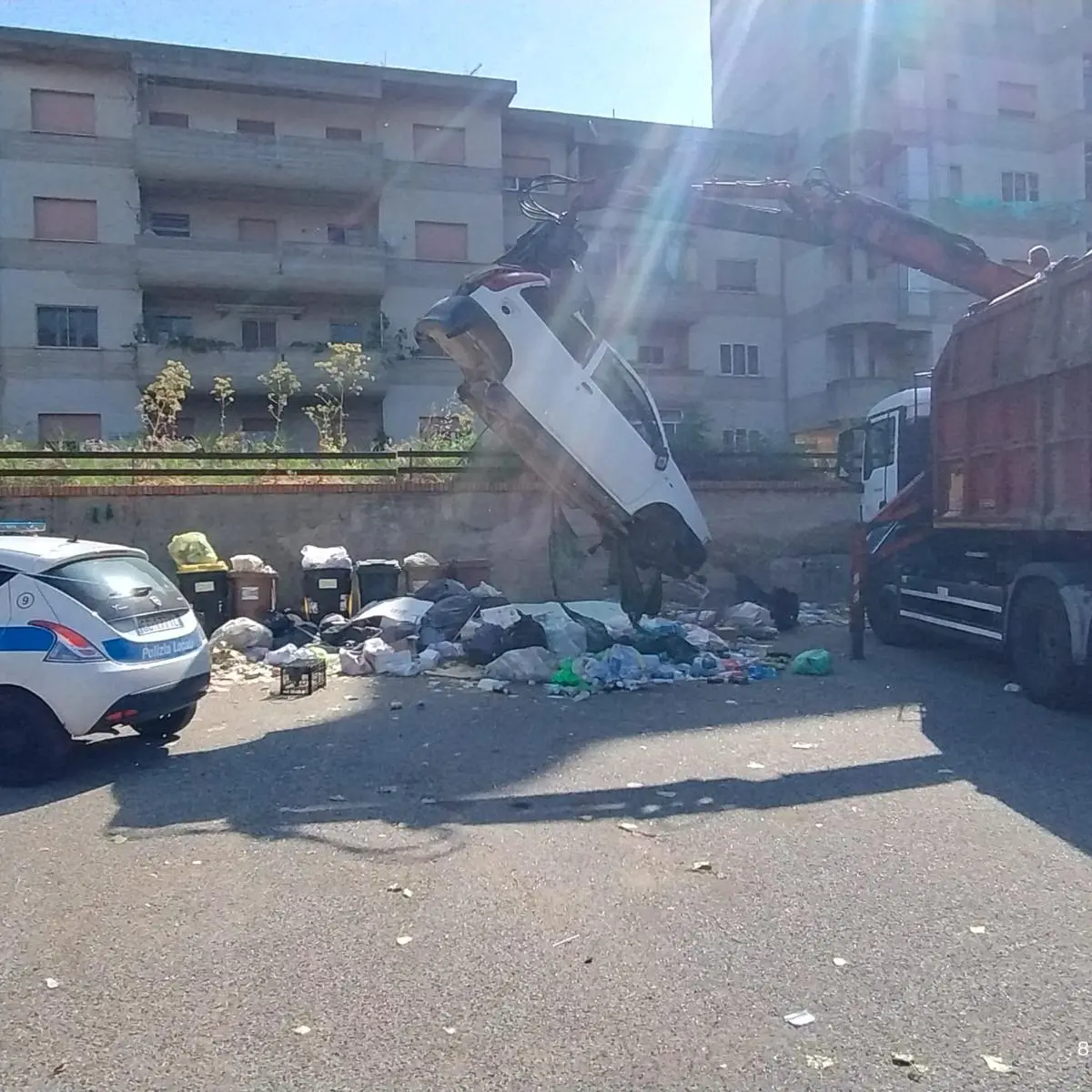Polizia Locale, rimossi 19 veicoli abbandonati nella zona sud della città\u00A0\n