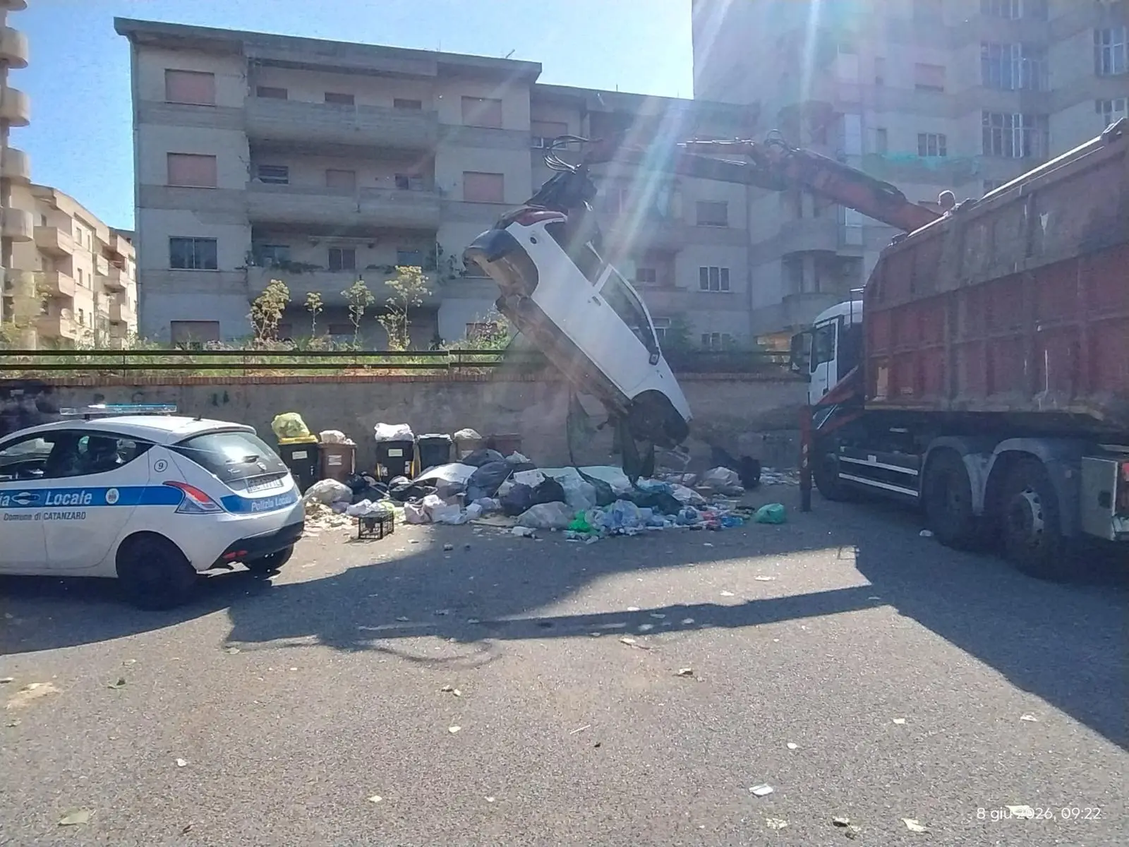 Polizia Locale, rimossi 19 veicoli abbandonati nella zona sud della città\u00A0\n