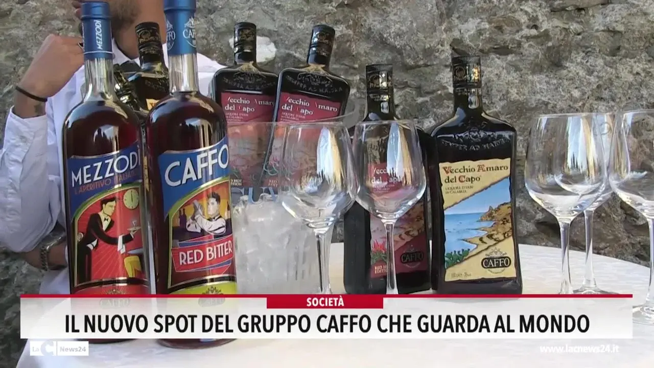 Il nuovo spot del gruppo Caffo che guarda al mondo