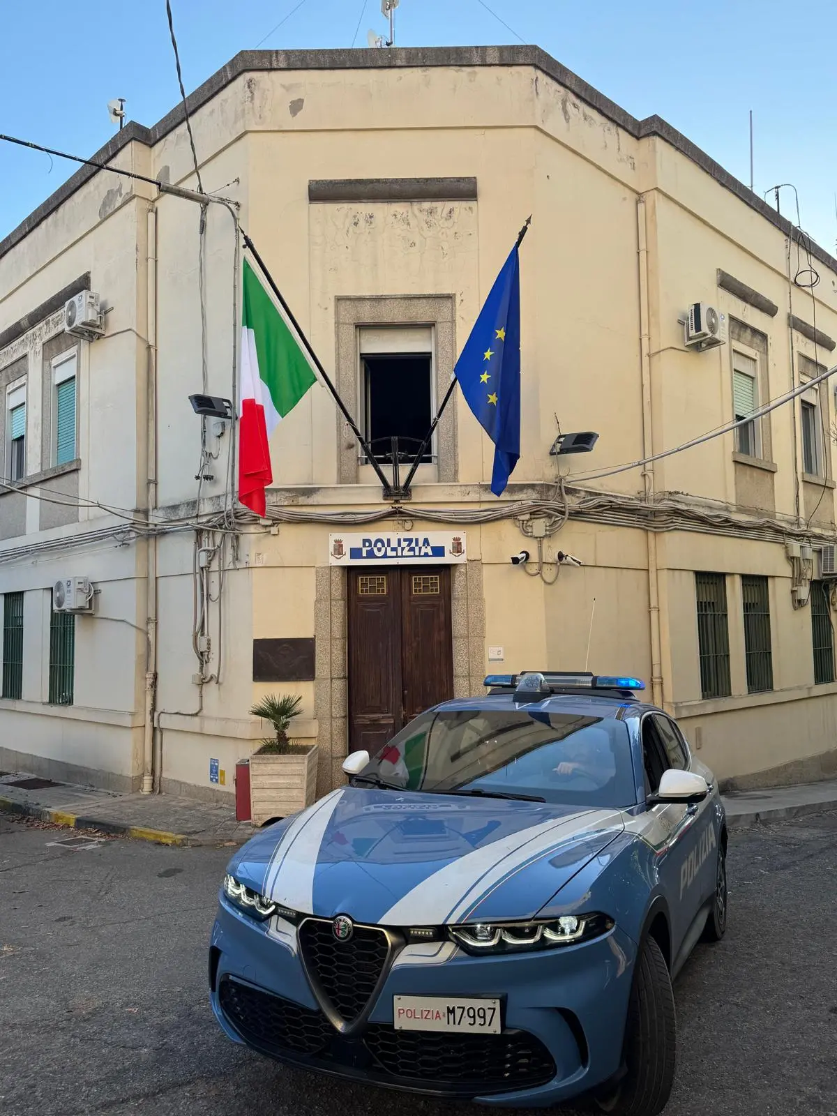 Evade i domiciliari e ruba in ospedale, arrestata una donna di 51 anni\n