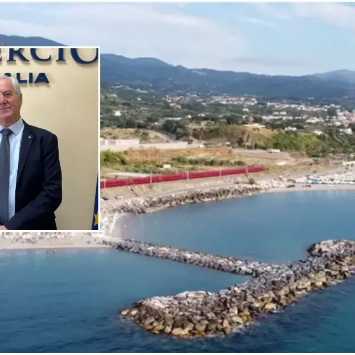 <p>Ristori e concessioni balneari, Giannotti (Sib Calabria): «Da Roma servono certezze sul futuro per investire»</p>
