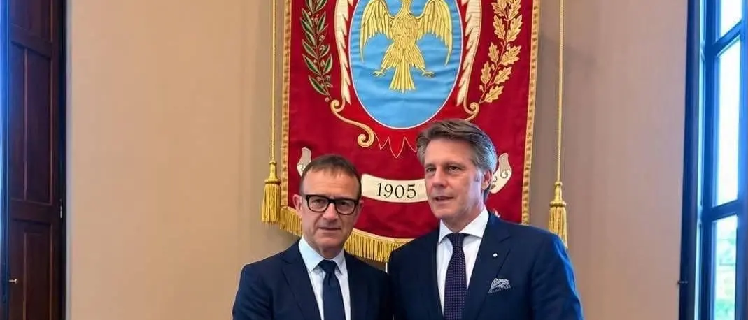 Locri, targa a Emanuele Filiberto di Savoia: la minoranza presenta un esposto al Prefetto\n