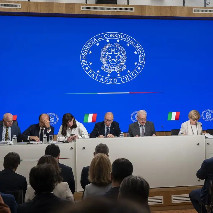<p>Intelligenza artificiale, il Governo ha approvato i primi decreti attuativi: ecco cosa prevedono</p>