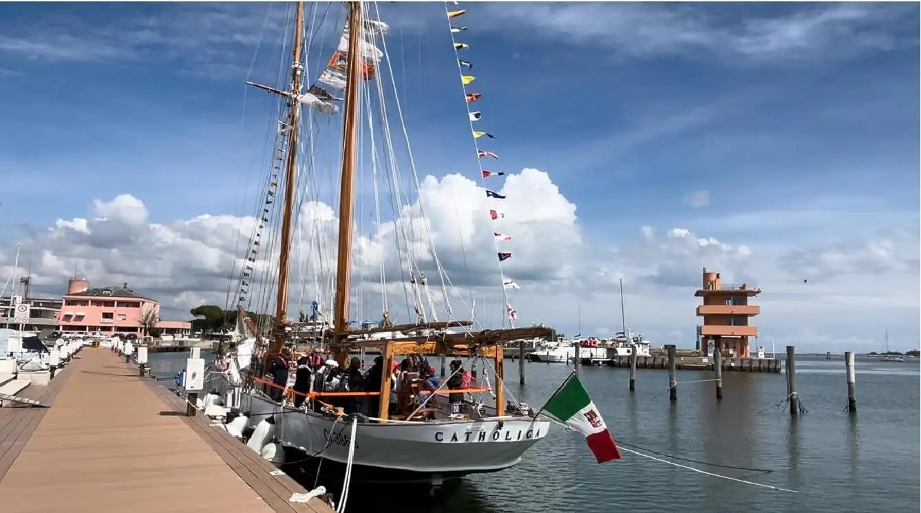 Goletta Verde pronta a salpare a Reggio Calabria\u00A0in difesa del mare\n