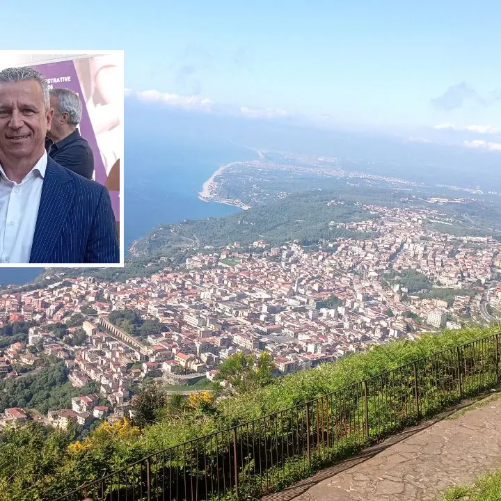 Comune di Palmi, inizia ufficialmente l’era Calabria: pronta la Giunta. Ecco nomi e deleghe\n