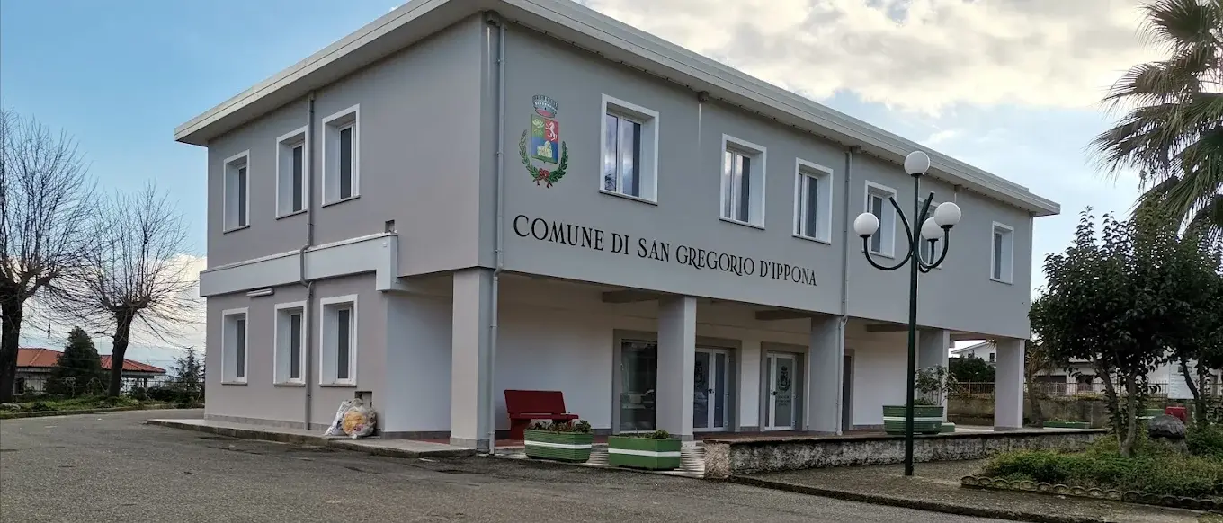 San Gregorio d’Ippona, la minoranza contesta la giunta Farfaglia: «Quattro assessori ma la legge ne prevede solo due»\n