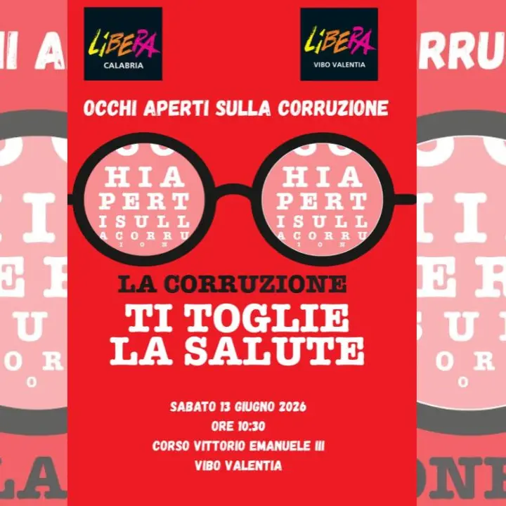 Corruzione nella sanità, a Vibo il flash mob di Libera: Occhi aperti\n