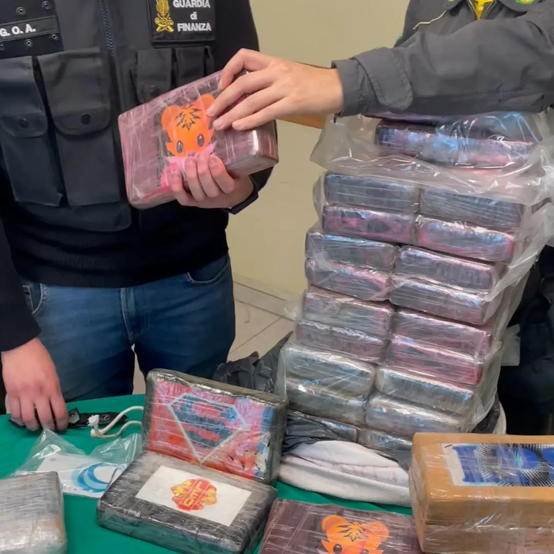 Droga e armi tra Sicilia e Malta, arresti anche a Cosenza e Reggio Calabria
