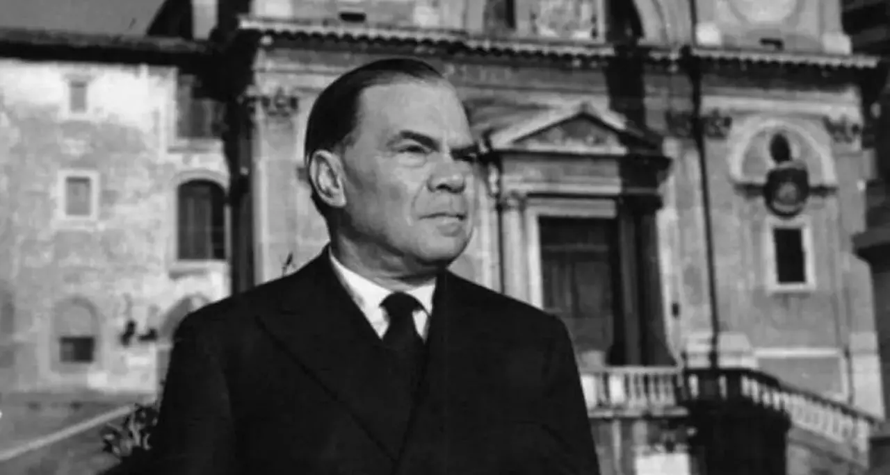 Corrado Alvaro, un maestro del giornalismo italiano\n