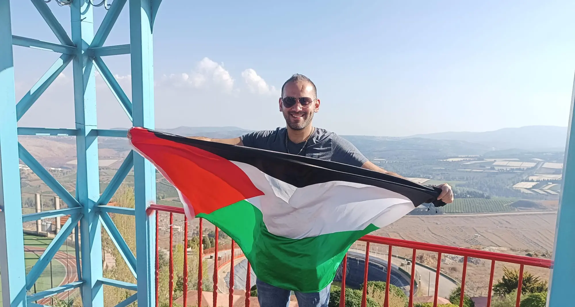 L’appello dell’attivista palestinese Samer\u00A0in visita in Calabria: «Da qui molto supporto, non smettete»\n