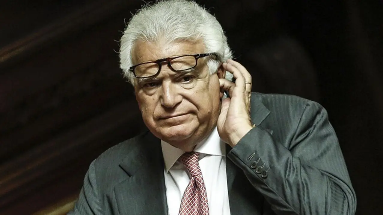 <p>Denis Verdini (foto Ansa)</p>\\n