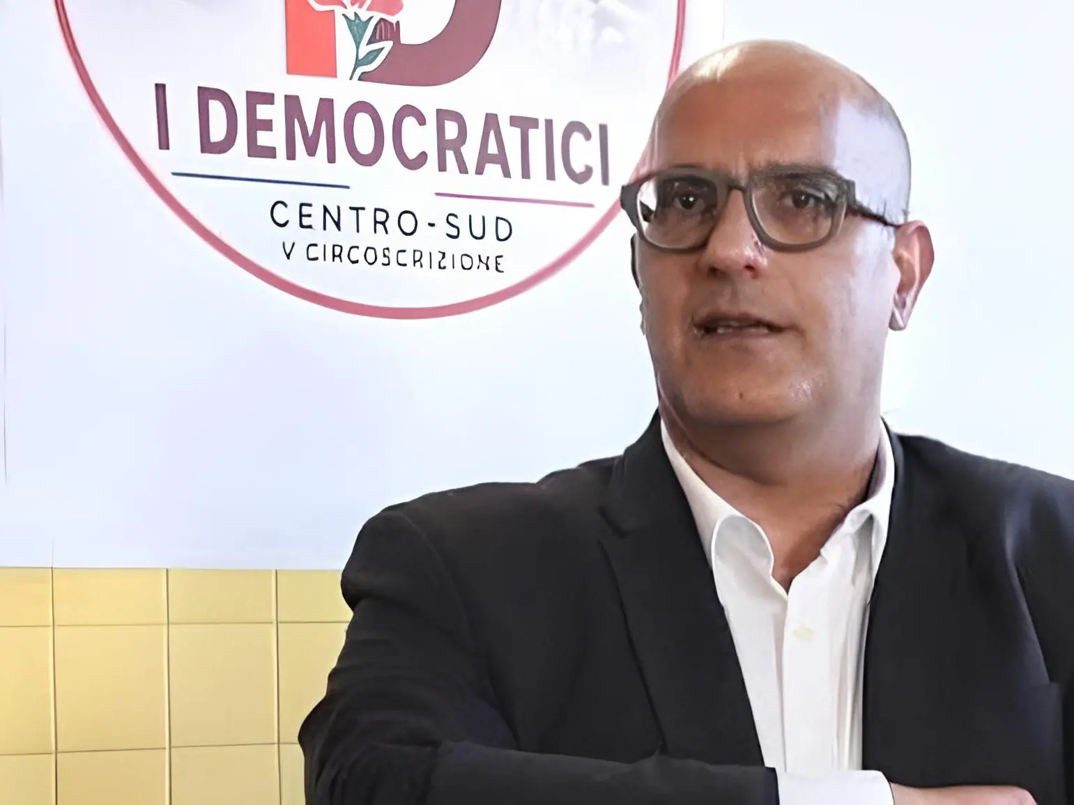 Reggio Calabria, arrestato il sindacalista Maurizio Chiarolla: l’ombra del metodo mafioso dietro gli incendi per il controllo delle assunzioni alla Hitachi