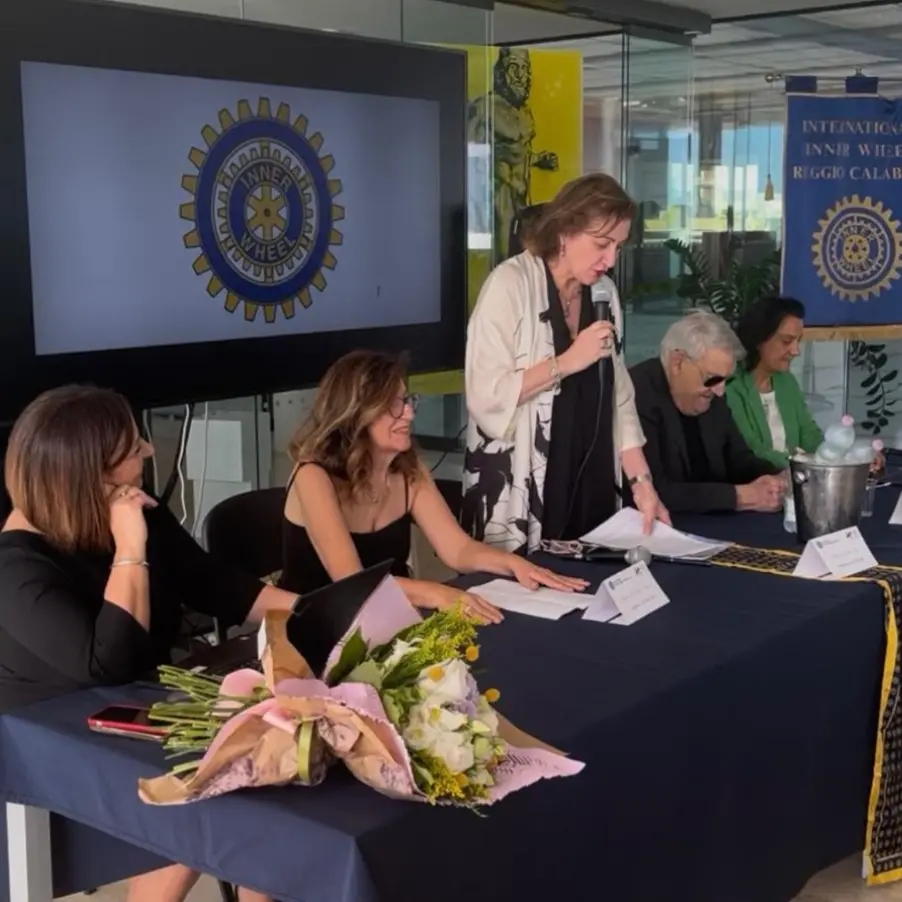 Arte Orafa della Magna Grecia antica e contemporanea: dialogo al Marc tra archeologia e creatività\n