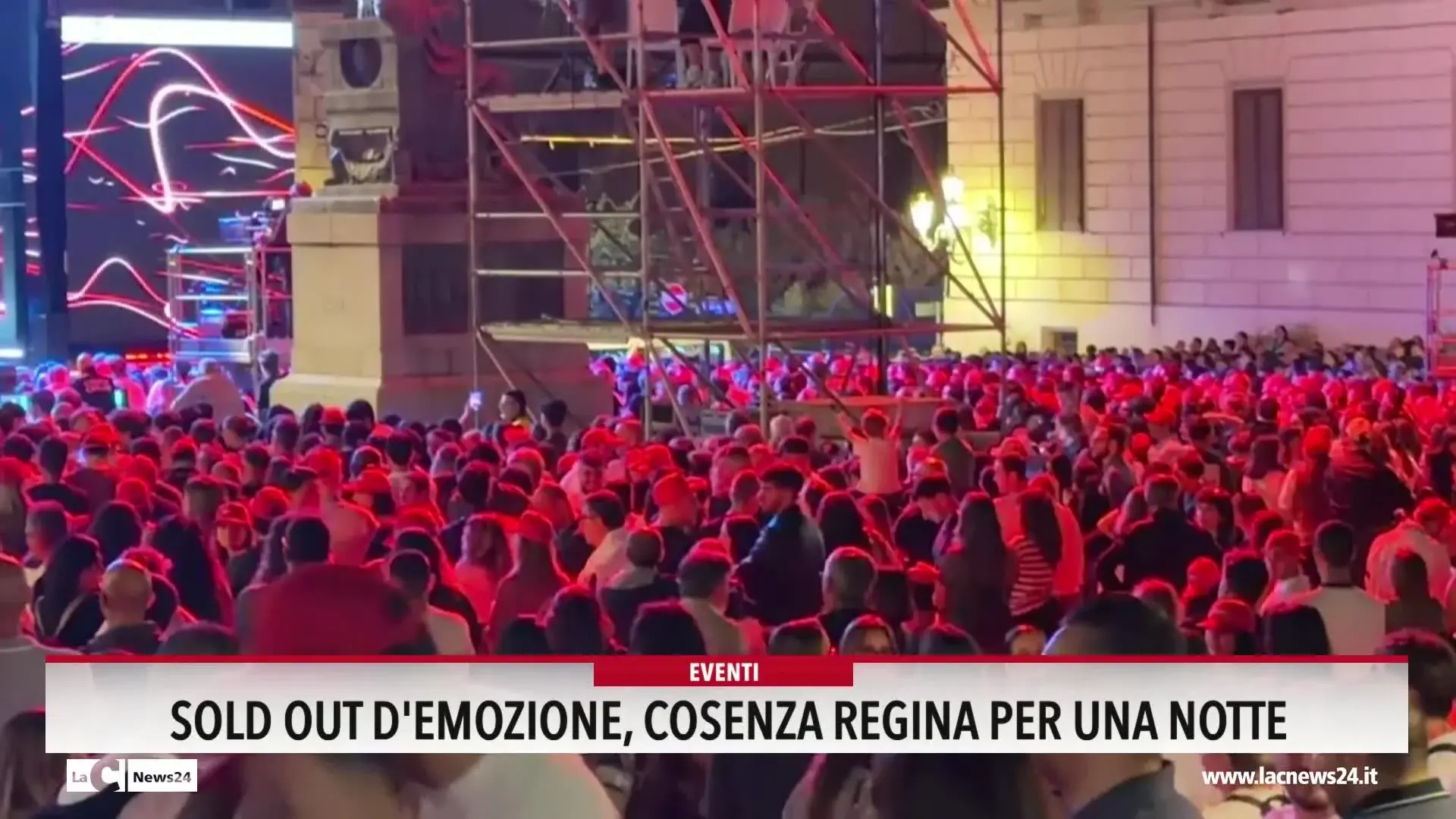 Sold out d'emozione: Cosenza regina per una notte