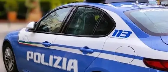 Cittadino irregolare bloccato dalle volanti intento ad intimidire gli abitanti di un condominio di Catanzaro\n