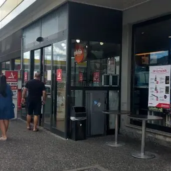 Bambina dimenticata in autogrill sull’A2 e soccorsa dalla Polstrada: la famiglia era diretta in Calabria\n