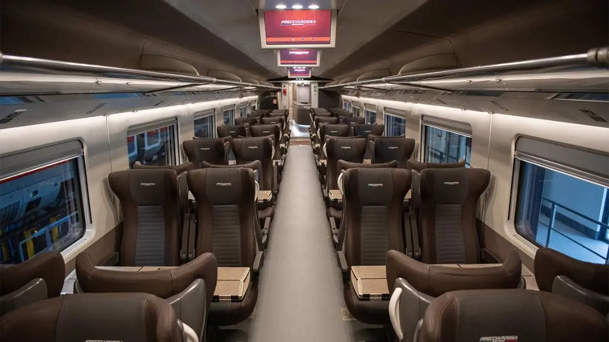 <p>Calabria, estate 2026 con più treni: nuove Frecce, collegamenti per Tropea e ritorno della linea Sibari-Crotone</p>