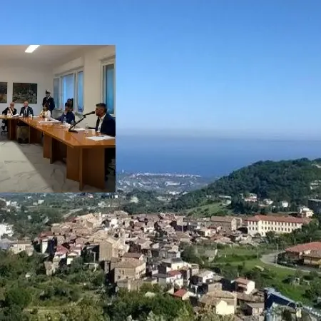 Davoli, il sindaco Papaleo presenta i componenti della nuova giunta comunale\n