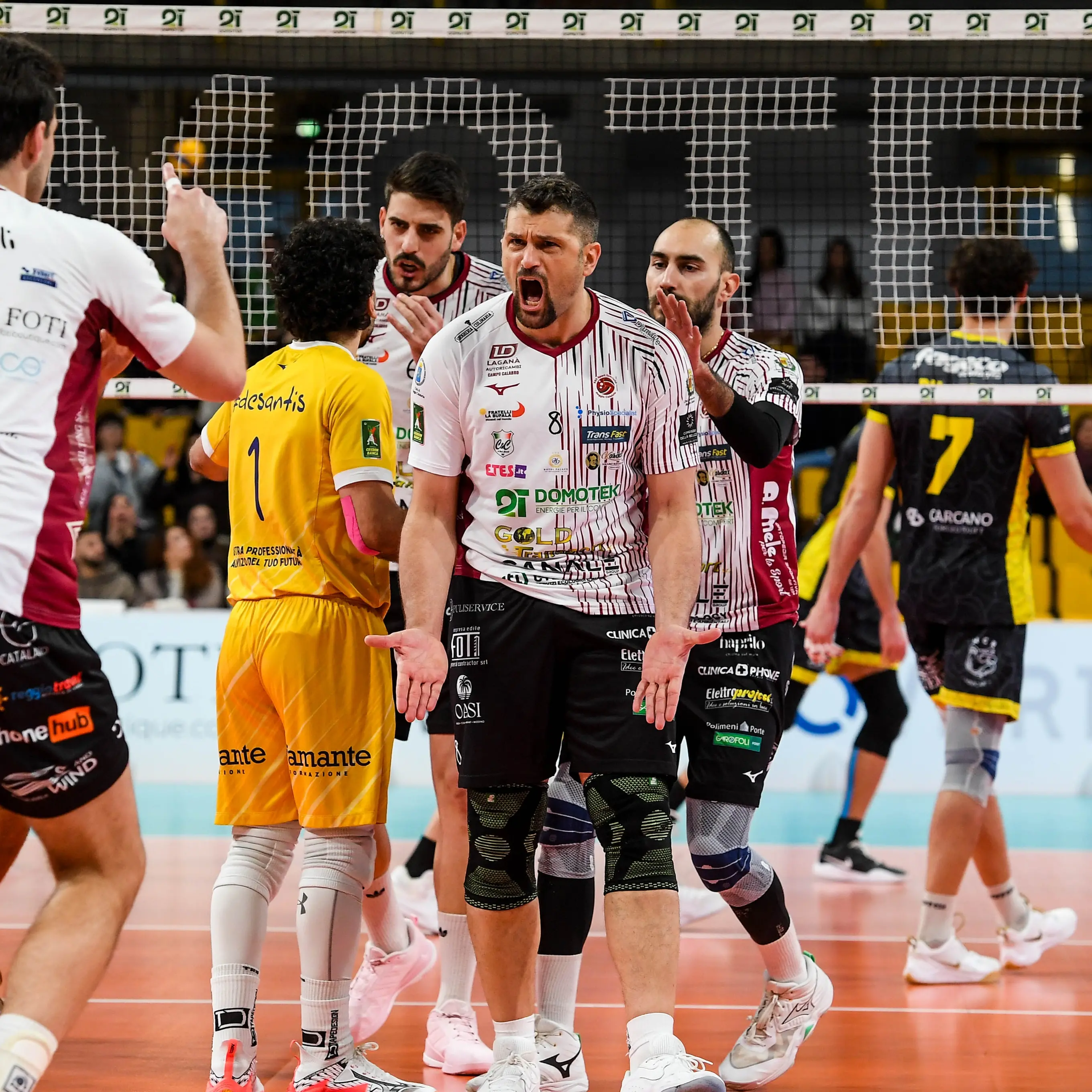 Davide Saitta conferma la magia a Reggio: il giocatore catanese resta in A2\n