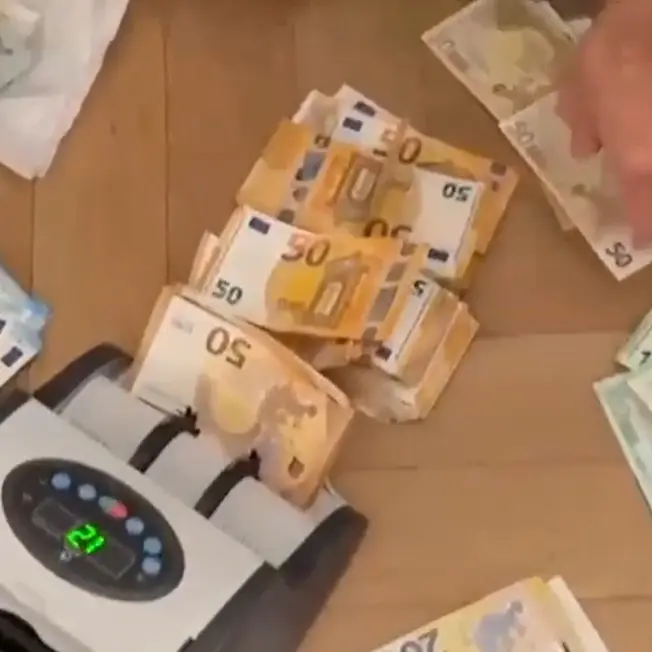 <p>La banca fantasma del narcotraffico che riciclava per la ’ndrangheta: un sistema clandestino da 100 milioni l'anno</p>