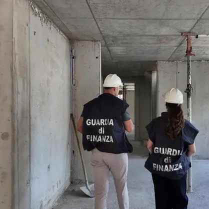 <p>Finte trasferte e contributi non versati: sotto accusa una società calabrese in Alto Adige, evasi 200mila euro</p>