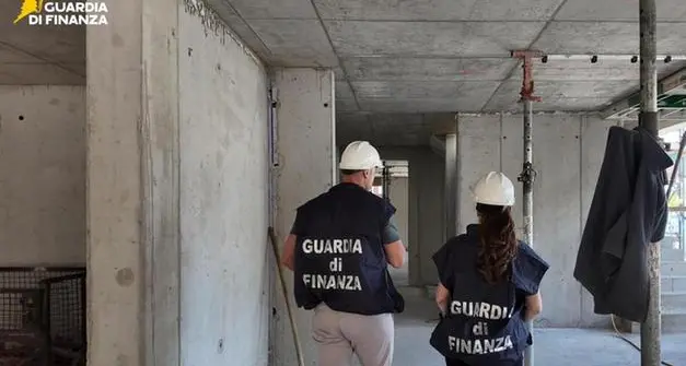 Finte trasferte e contributi non versati: sotto accusa una società calabrese in Alto Adige, evasi 200mila euro\n