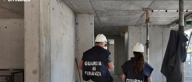 Finte trasferte e contributi non versati: sotto accusa una società calabrese in Alto Adige, evasi 200mila euro\n