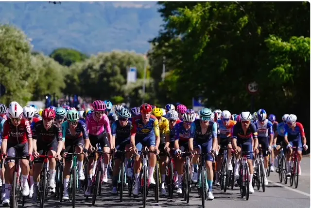Giro Next Gen 2026: seconda tappa in sicurezza grazie ai mirati servizi di ordine pubblico predisposti dal Questore di Catanzaro\n