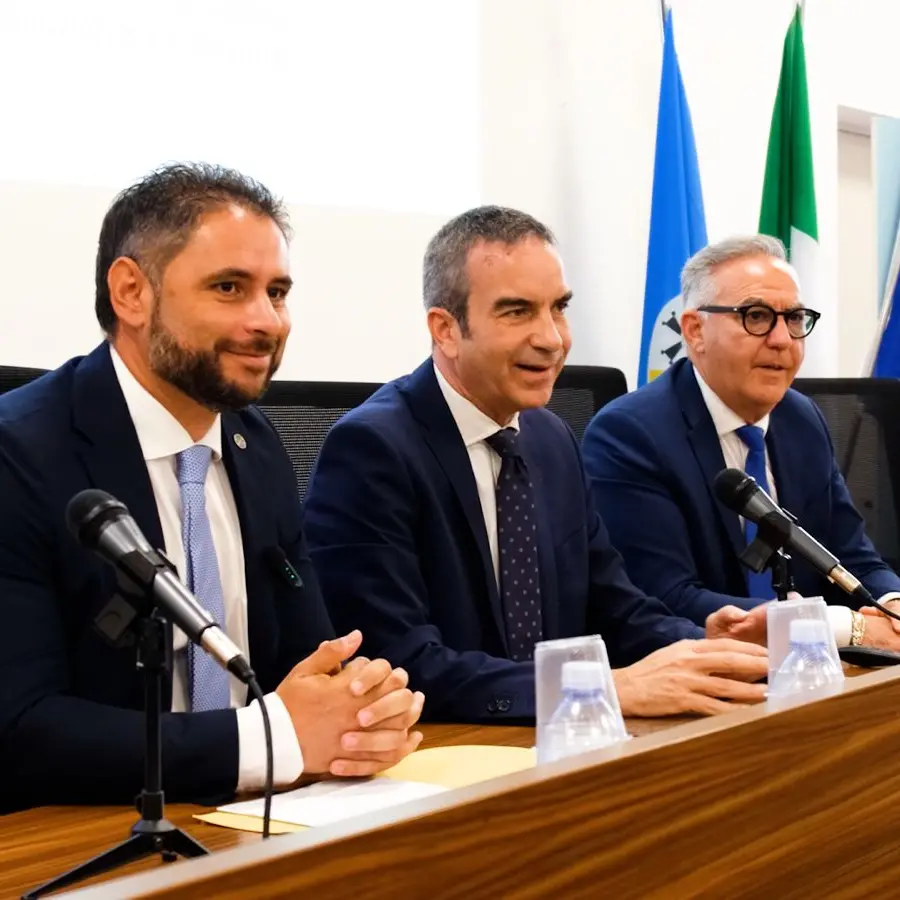<p>Depurazione, dalla Regione 175 milioni di euro per quasi 200 interventi in tutta la Calabria</p>