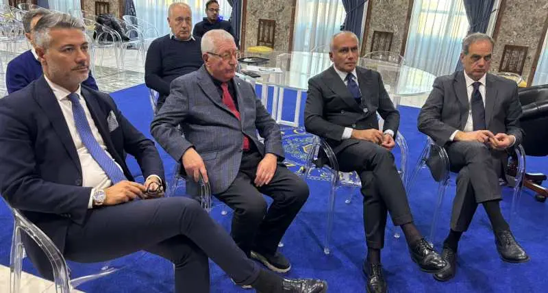 Trasporto pubblico rapido tra Cosenza, Rende e Castrolibero: dalla Regione arrivano 8 milioni\u00A0\n