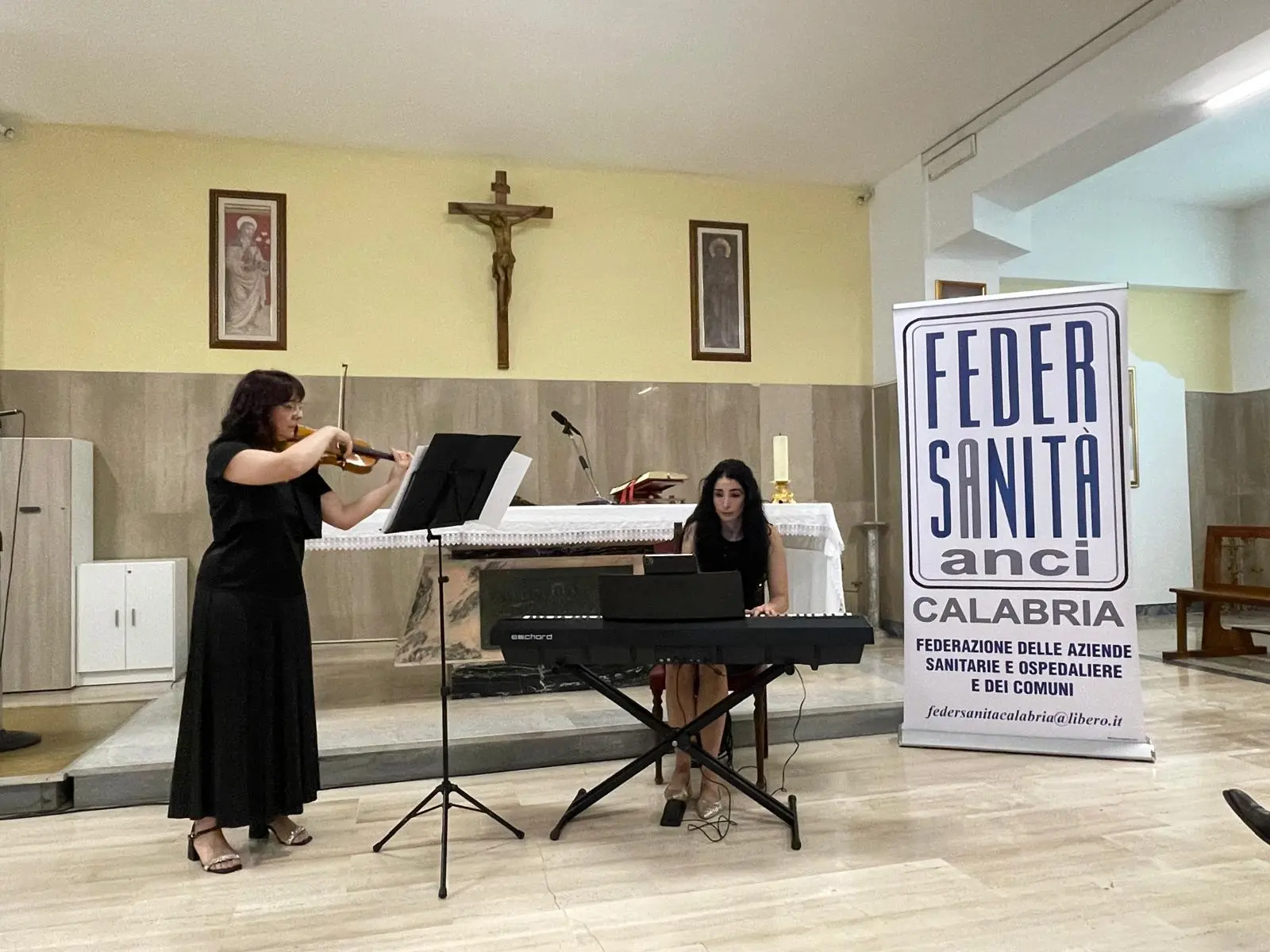 La musica nei reparti ospedalieri per portare sollievo e speranza: anche a Vibo l’iniziativa di Federsanità Anci Calabria\n