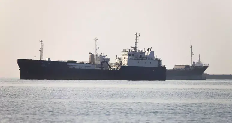 Petroliere iraniane oltre il blocco Usa, prime uscite dopo due mesi di stop\n