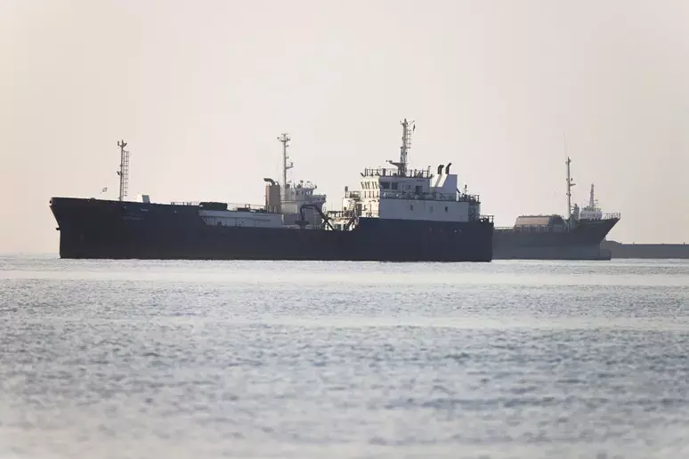 Petroliere iraniane oltre il blocco Usa, prime uscite dopo due mesi di stop\n