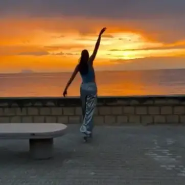 Carolina Kostner danza sui pattini a Tropea