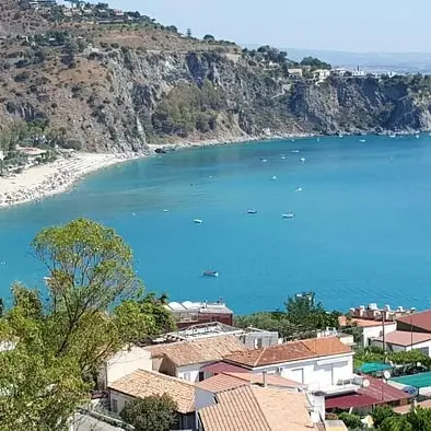 Stalettì ottiene 950 mila euro per depurazione e rete fognaria: fondi regionali per il rilancio del sistema idrico\n