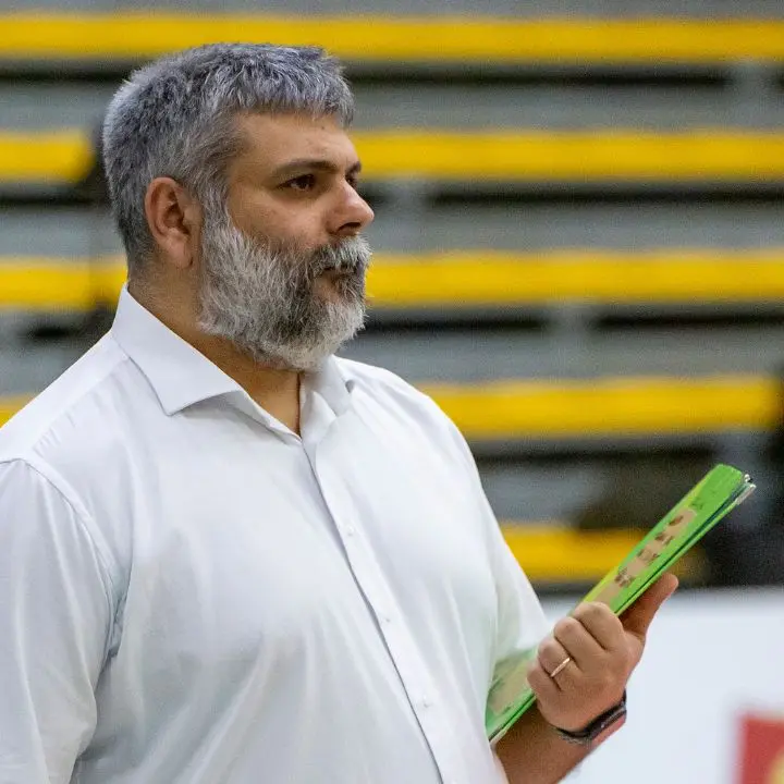 Tonno Callipo, coach Saja confermato in panchina per la Serie A3: «Ripartiamo con chiare ambizioni»\n
