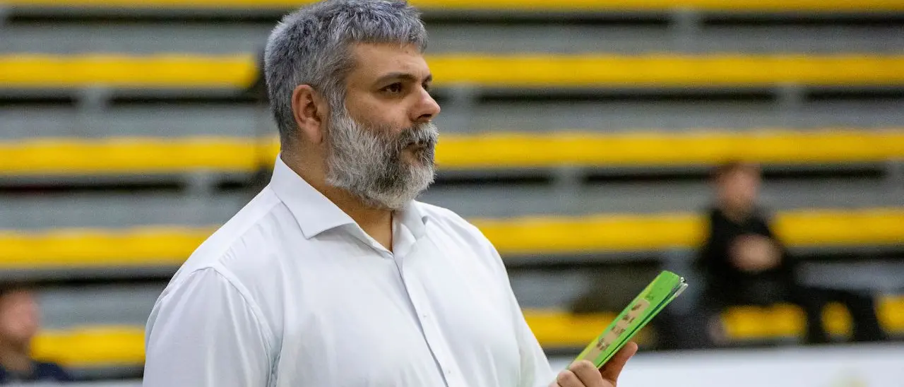 Tonno Callipo, coach Saja confermato in panchina per la Serie A3: «Ripartiamo con chiare ambizioni»\n